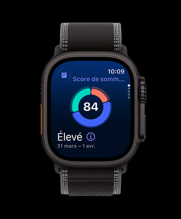 Apple Watch Ultra 3, noir, boîtier en titane, écran affichant le score de sommeil dans un graphique circulaire, bracelet, Sentier, noir/charbon