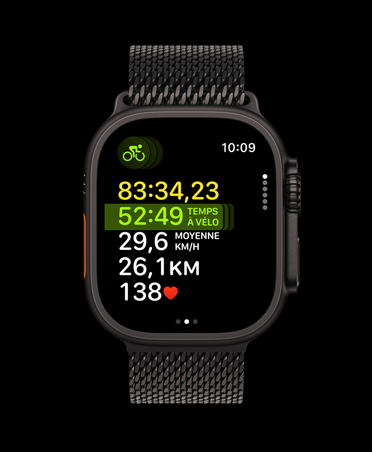Apple Watch Ultra 3, noir, boîtier en titane, entraînement multisport, bracelet, milanais noir