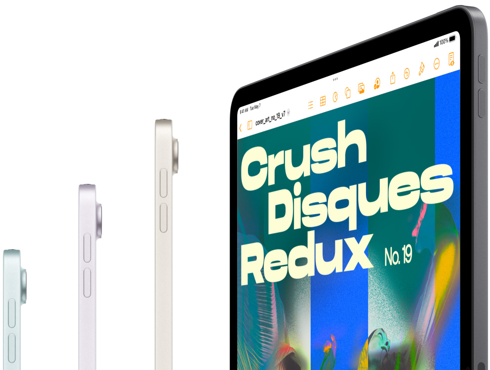 Külgvaade kolmest iPad Airi mudelist, neljandal iPadi Airil näidatakse Apple TV Plus sarja Silo