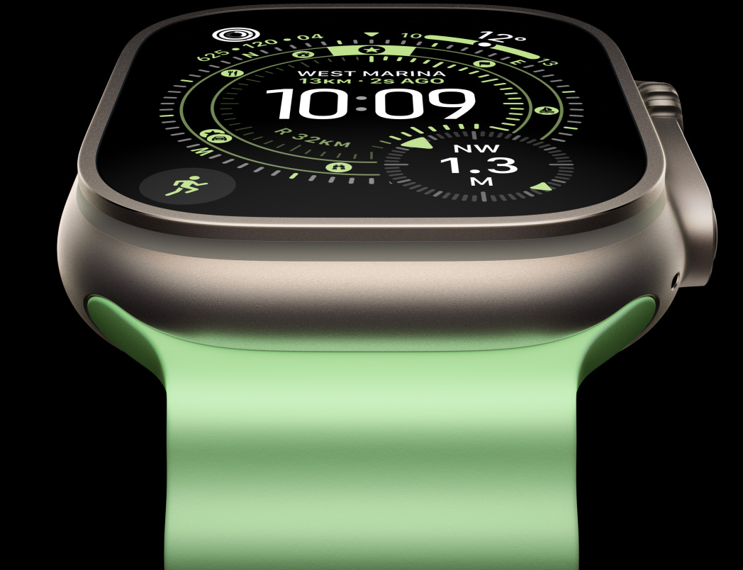 Apple Watch Ultra 3, carcasă din titan, culoare natural, busolă pe cadranul Orientare, curea Oceanică, culoare Verde neon