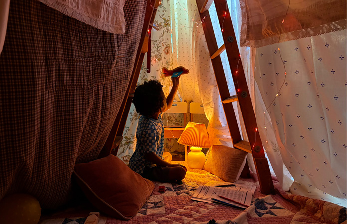 Bild einer Person, das mit dem Kamera Feature für Fotos bei wenig Licht aufgenommen wurde