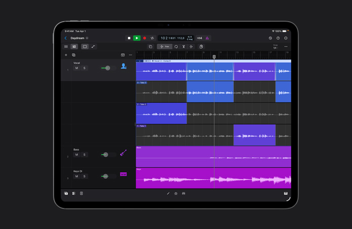 iPad Pro de 13 pulgadas, el espacio de trabajo muestra filas de tomas de audio en diferentes colores
