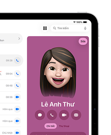 iPad, phía trước bên phải màn hình hiển thị thẻ liên hệ trong ứng dụng Điện Thoại đang mở với các tùy chọn Nhắn Tin, Gọi Điện, v.v.